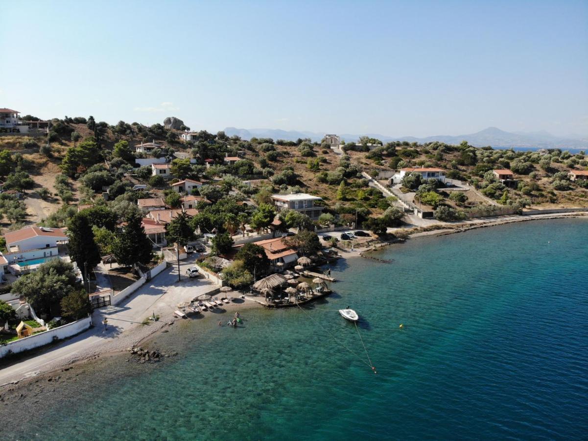 Отель Mantas Bay Лоутраки Экстерьер фото