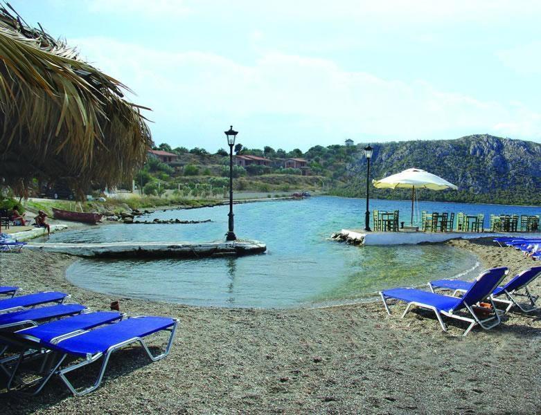 Отель Mantas Bay Лоутраки Экстерьер фото